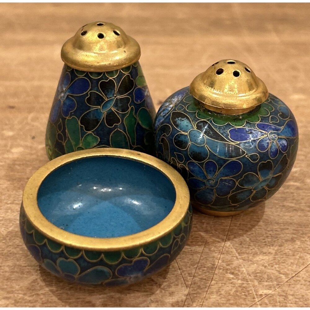 Vintage Enamel Cloisonné Open Salt & Pepper Shaker Set Blue Green Flower